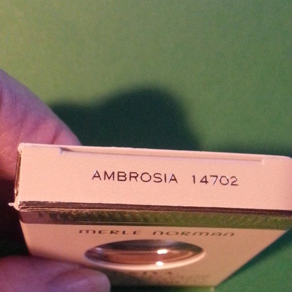 Merle Norman Luxiva Eye color shade - Ambrosia 14702 New Unused - Picture 3 of 3